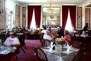 The Boulder Dam Cafe: "Three dam good meals a day"