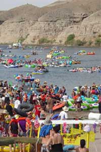 The Mardi Gratta River Regatta The Mardi Gratta River Regatta