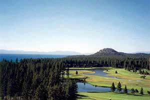 Golf at luxurious lake Tahoe Golf at luxurious lake Tahoe