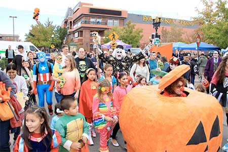 Pumpkinpalooza Parade, Victorian Square in Sparks