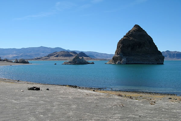 Pyramid Lake