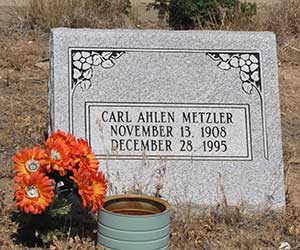 Carl Metzler in th Tuscarora Nevada cemetery